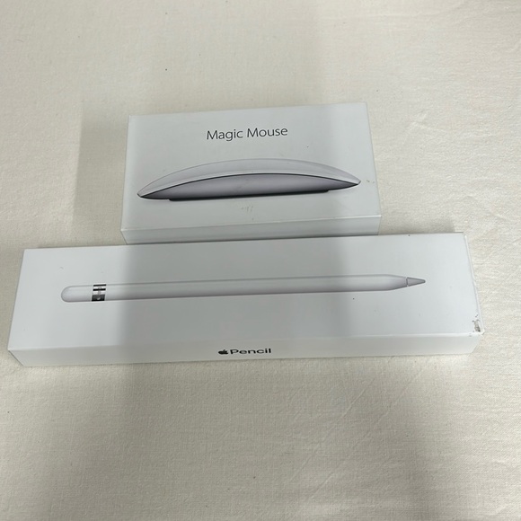 Apple Pencil 1st Generation: Apple Magic Mouse